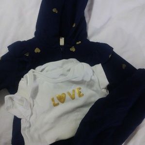 Carters 3-6 3 piece outfit